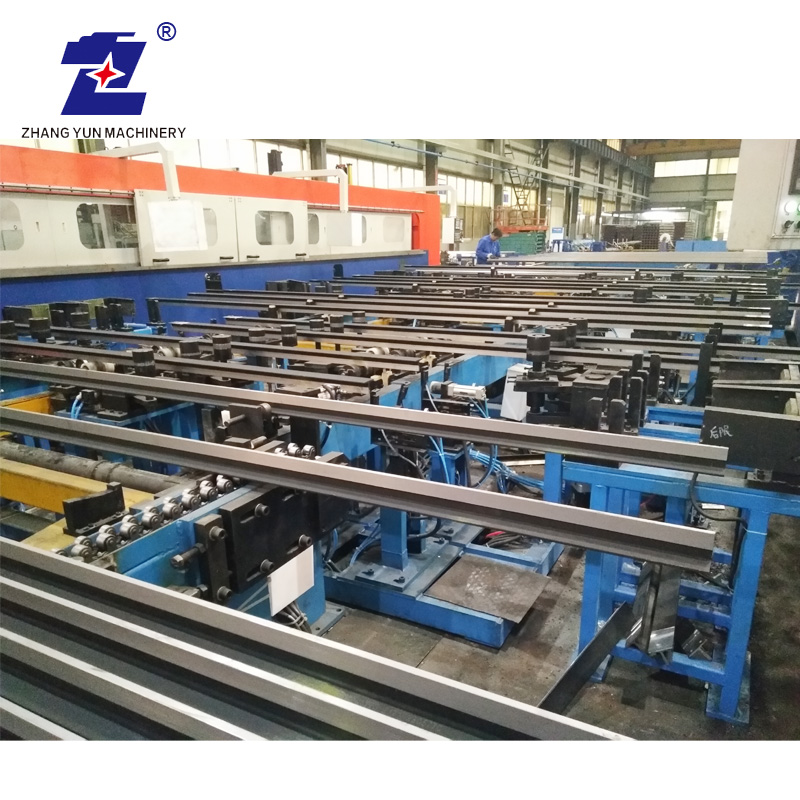 Populaire auto-action T70B T75B T89B T90B T114B AUTO CNC Machined Elevator Guide Rail Production Ligne de production