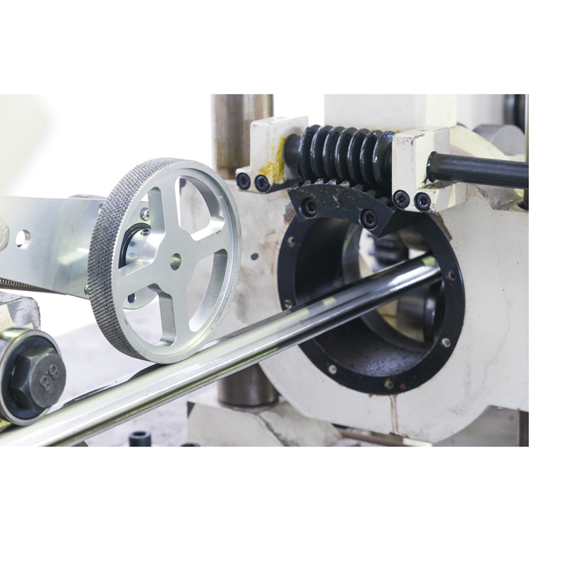 Machine de fabrication d'anneau de verrouillage de prix de prix de qualité supérieure avec Burrs Éliminer le système